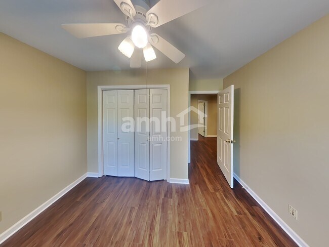 Building Photo - 601 Magnolia Ln