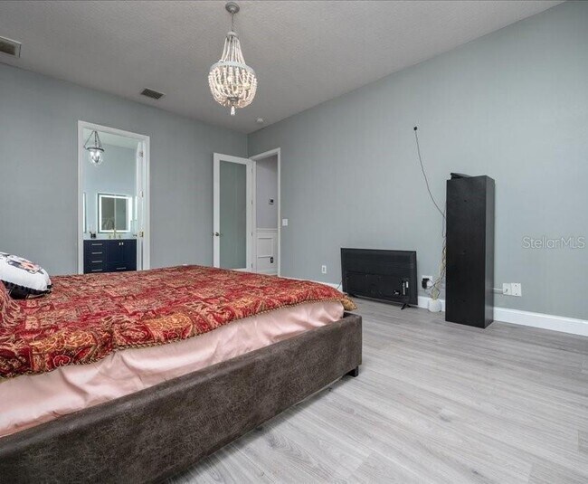 Building Photo - 10528 Bermuda Isle Dr