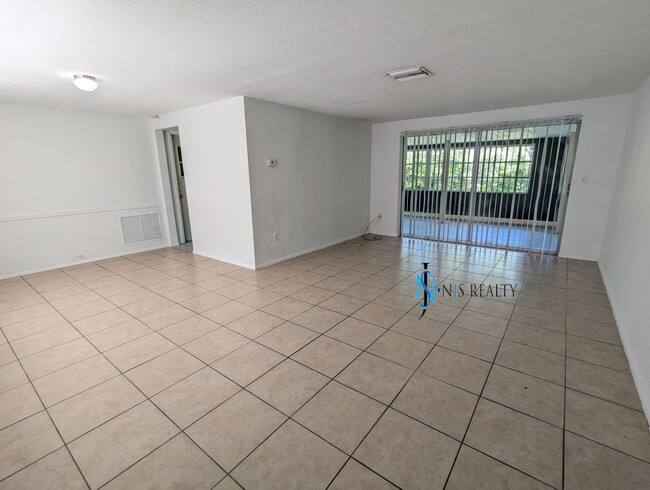 Building Photo - JUST REDUCED!!  Recently renovated 2/2/1 1...