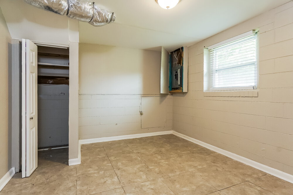 Building Photo - 201 Beechwood Dr