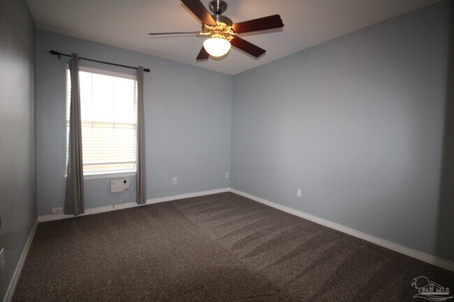 Building Photo - 5027 Terra Lake Cir