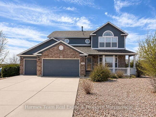 Building Photo - Spacious Home with Mountain Views & Finished Basement