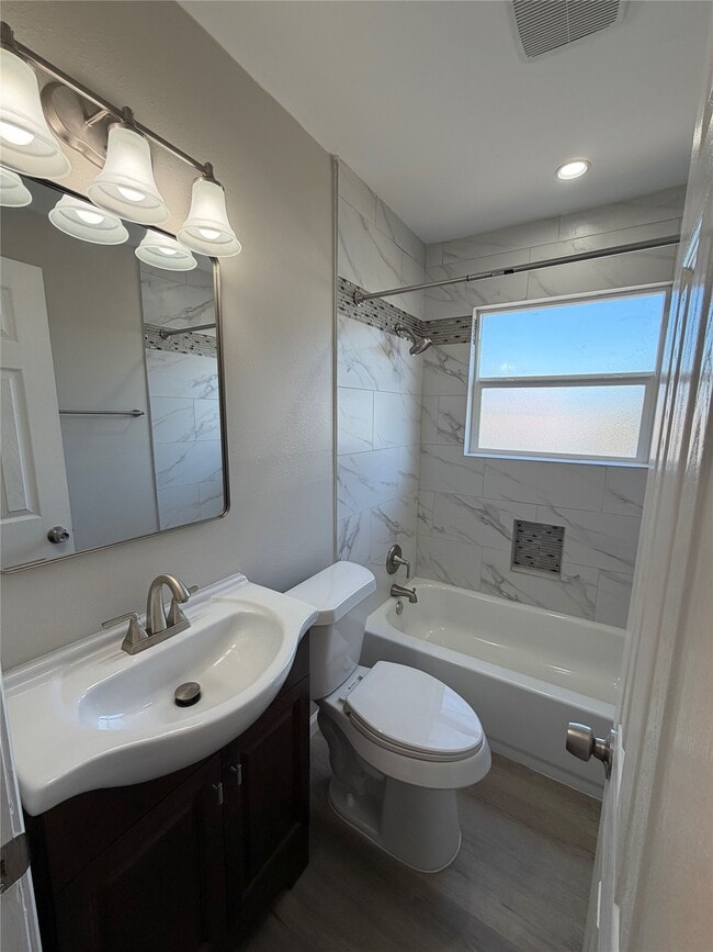 Building Photo - 3113 Arbor St