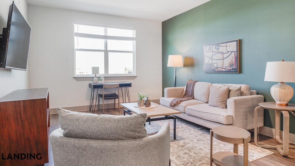 Building Photo - 2995 Railside Lp