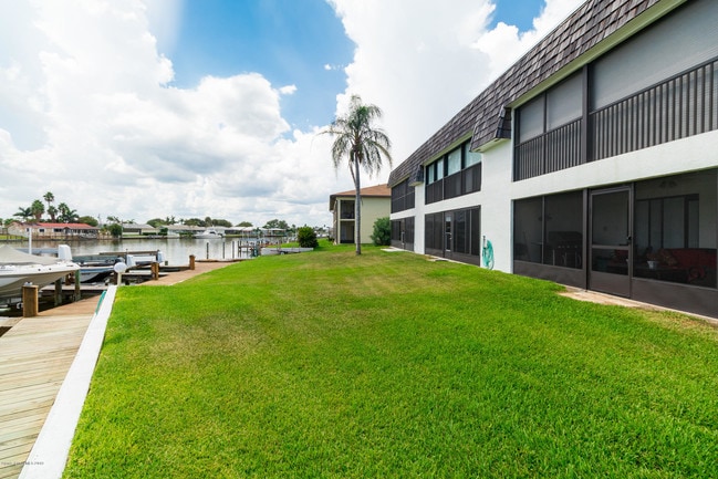 Building Photo - 205 S Banana River Blvd