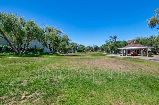 Building Photo - 255 S Rengstorff Ave