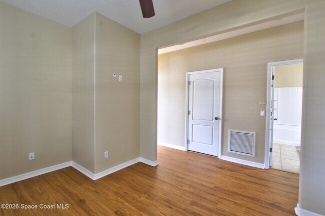 Building Photo - 3108 Vallejo Way