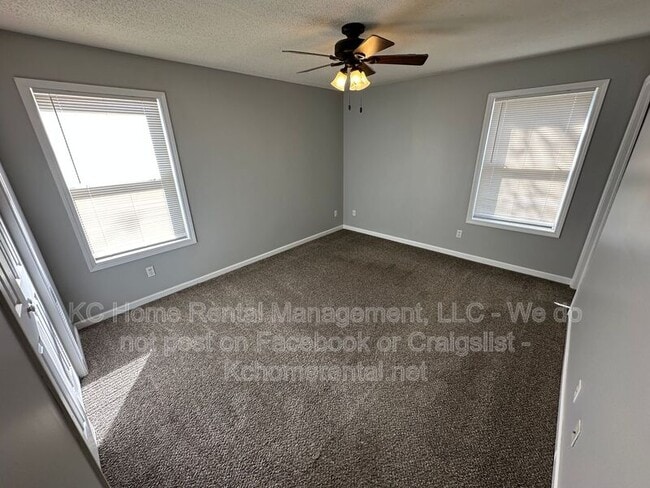 Building Photo - 817 NE Independence Ct