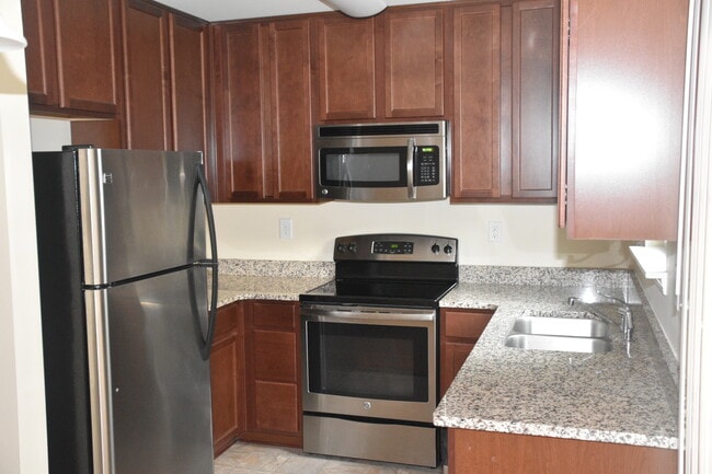 Kichen - 11139 Derryrush Dr