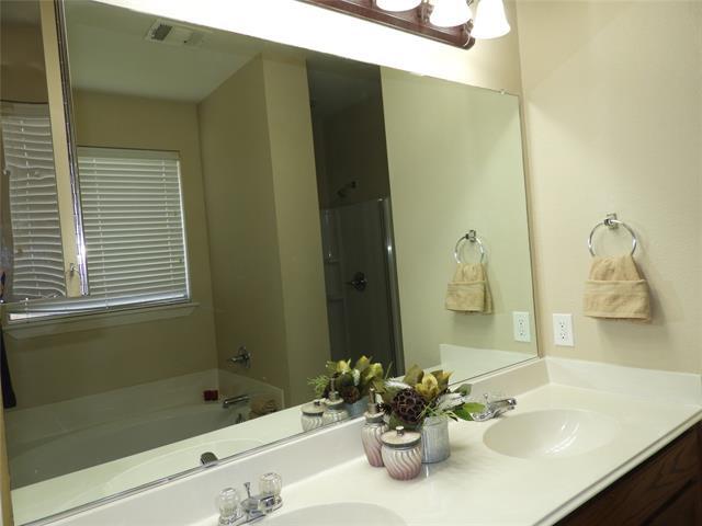 Building Photo - 5812 Quicksilver Dr