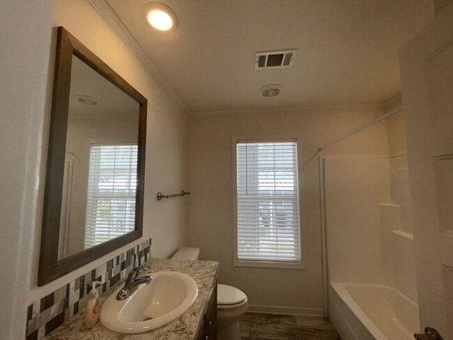 Building Photo - 13122 Grape Ave