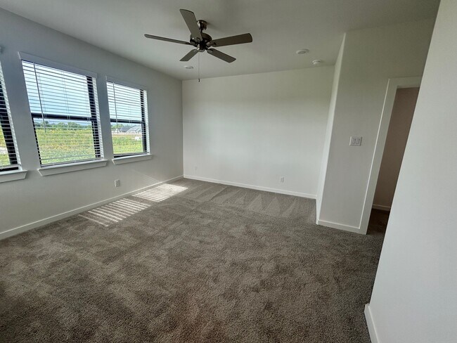 Building Photo - 3331 Loam Ln