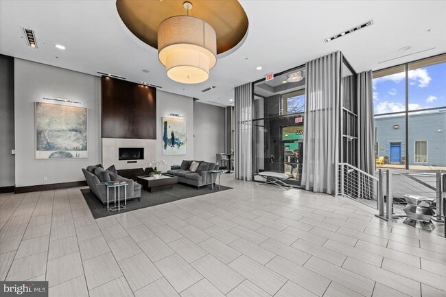 Building Photo - 1111 Oronoco St