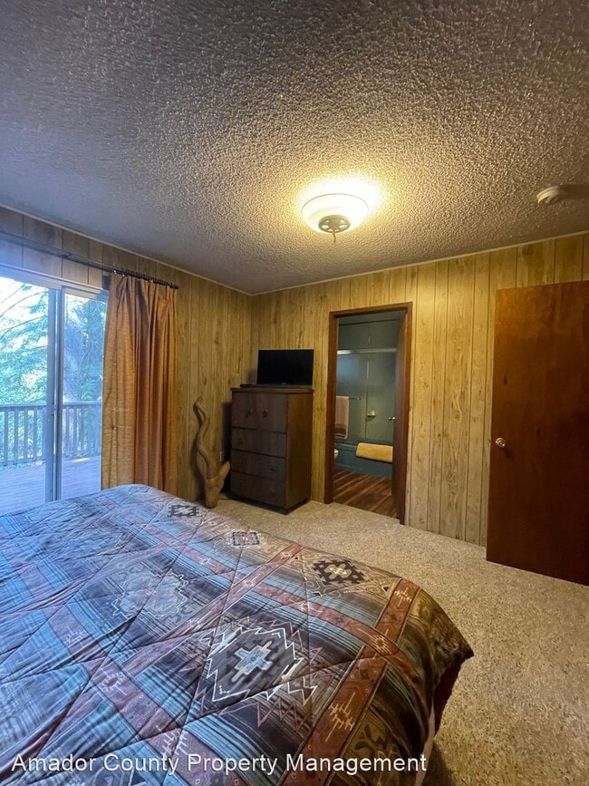 Building Photo - 3 br, 2 bath House - 16770 Doolittle Ln