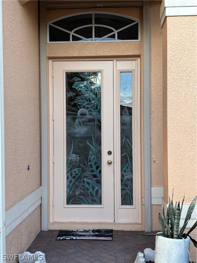 Building Photo - 2210 Grove Dr