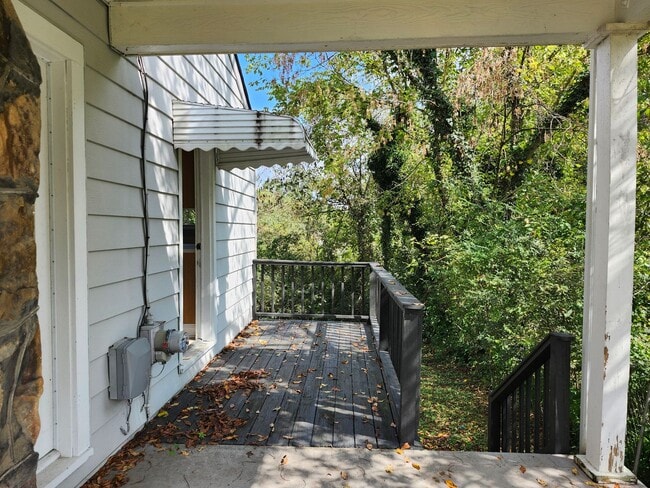 Building Photo - Great 3 bedroom 2 bath home in Red Bank, TN