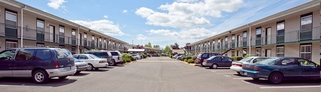 Building Photo - West Hills Village