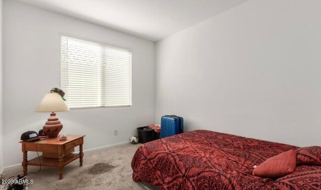 Building Photo - 12356 W Orangewood Ave