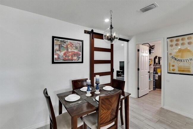 Building Photo - 4731 W Montgomery Ave