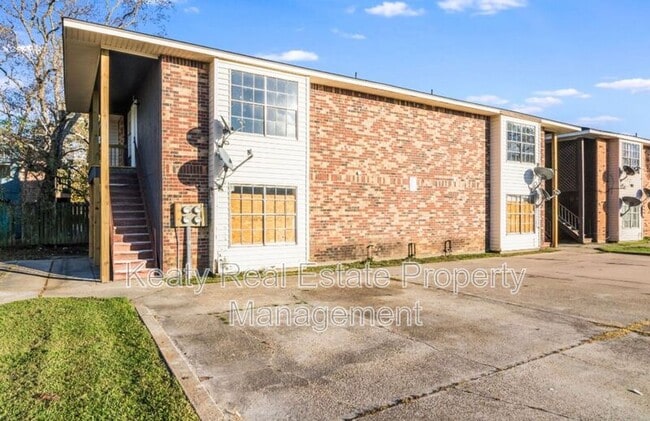 Building Photo - 107 Meudon St