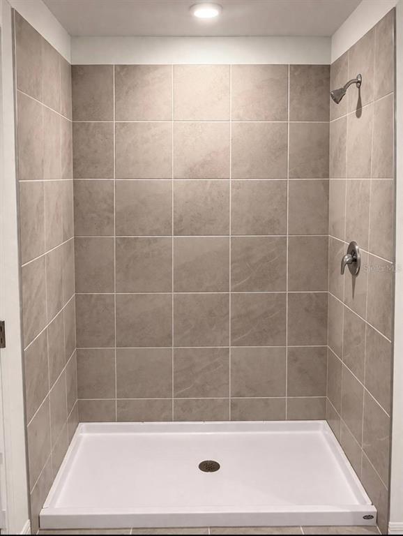 Building Photo - 11815 Cloverly Ln