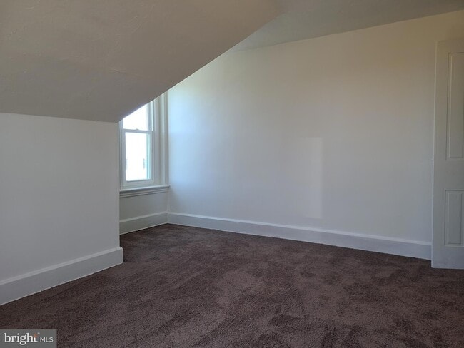 Building Photo - 524 Washington St