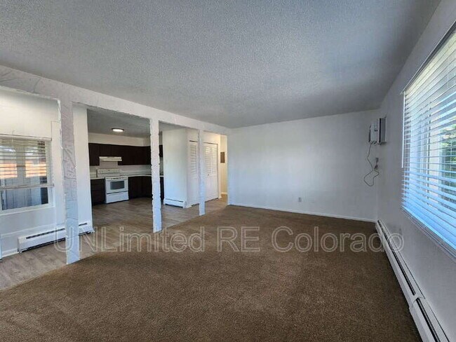 Building Photo - 1617 14th Ave