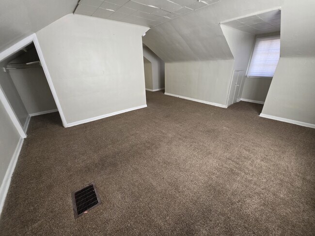 Building Photo - 20101 Biltmore St