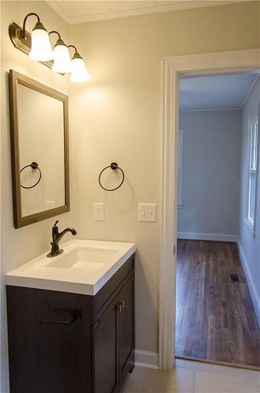 Building Photo - 3 Bedroom Renovated Ranch Style Home in Seneca - REDUCED