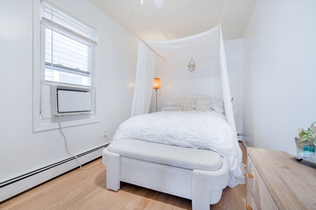 Building Photo - 320 Beach 101st St