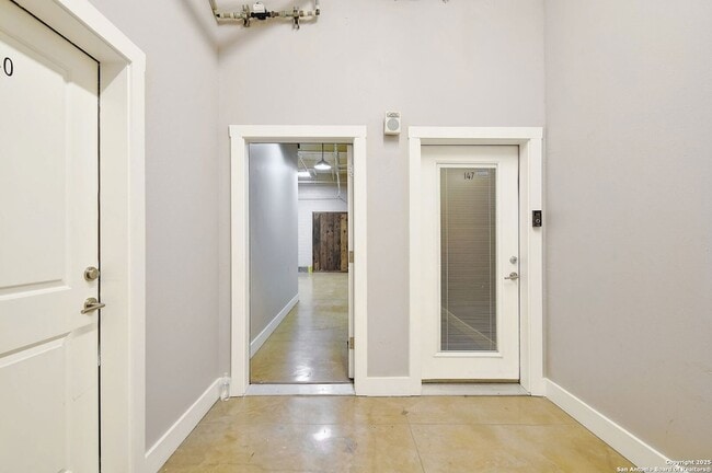 Building Photo - 3363 E Commerce St