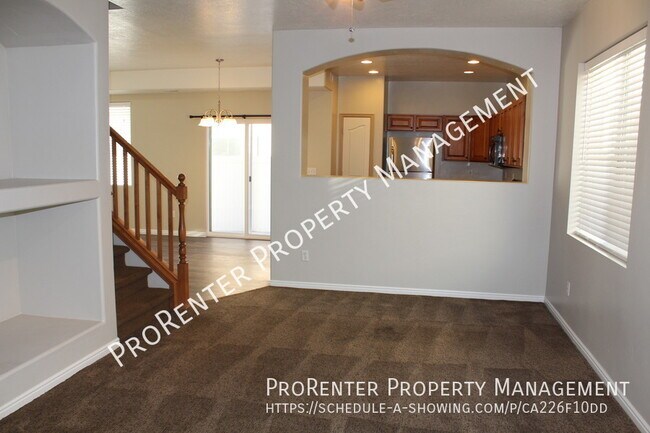 Building Photo - 1412 E 6125 S