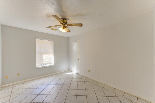 Building Photo - 19927 Ricewood Way