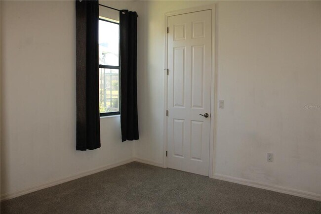 Building Photo - 629 Rosemary Cir