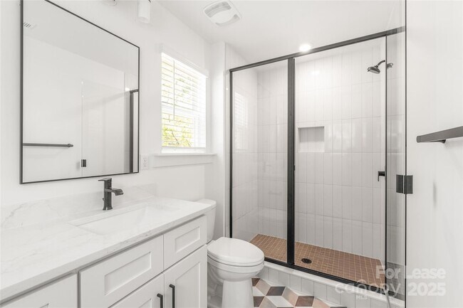Building Photo - 2823 Coronet Way
