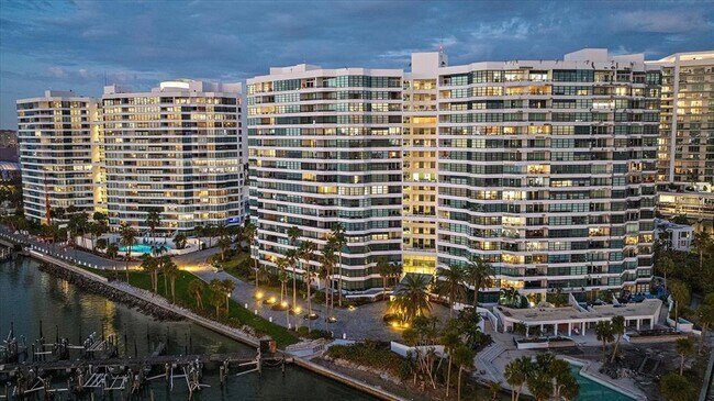 Building Photo - 888 Blvd of the Arts