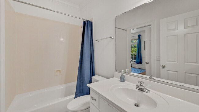 Building Photo - 94 Ballyhoo St