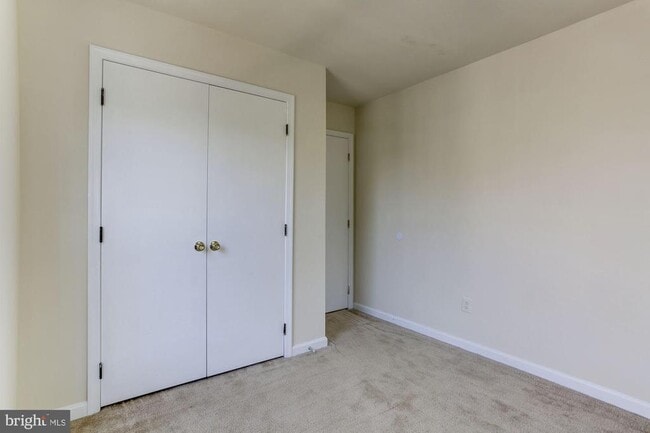 Building Photo - 4831 Green Duck Ln