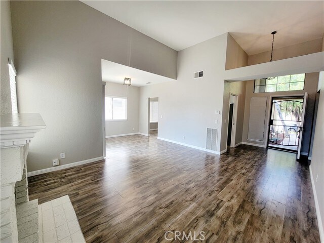 Building Photo - 28973 Willow Creek Ln