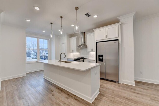 Building Photo - 5428 Howington Ct