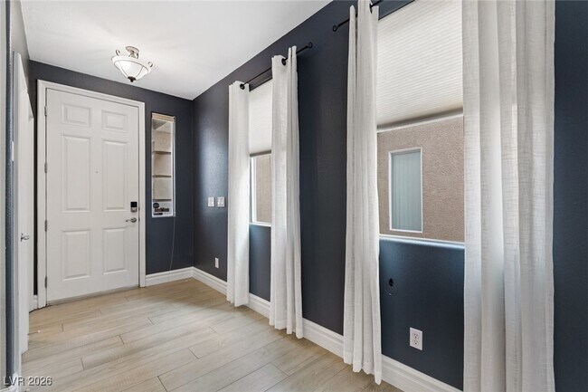 Building Photo - 9757 Marcelline Ave