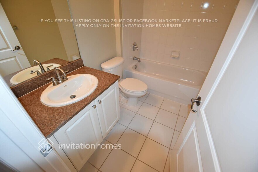 Building Photo - 8668 Blaze Ct