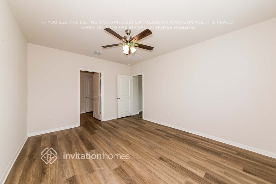 Building Photo - 7997 Majestic Palms Ct