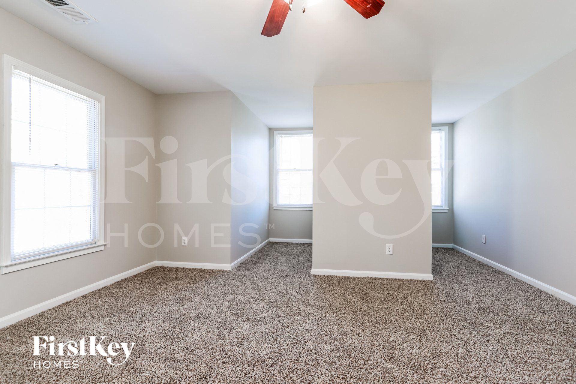 Building Photo - 2190 Sugarbirch Dr