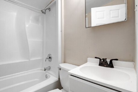 Building Photo - 6937 Etzel Ave