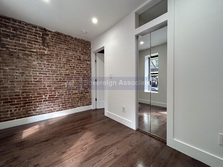 Building Photo - 4 St Nicholas Terrace