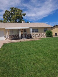 Building Photo - ALL PROSPECTIVE TENANTS MUST SUBMIT A $58 ...
