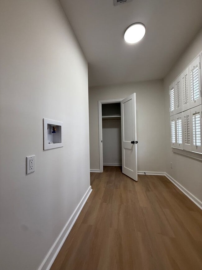 Building Photo - Now Available — Newly Remodeled 4BR / 2BA Home in Dalraida