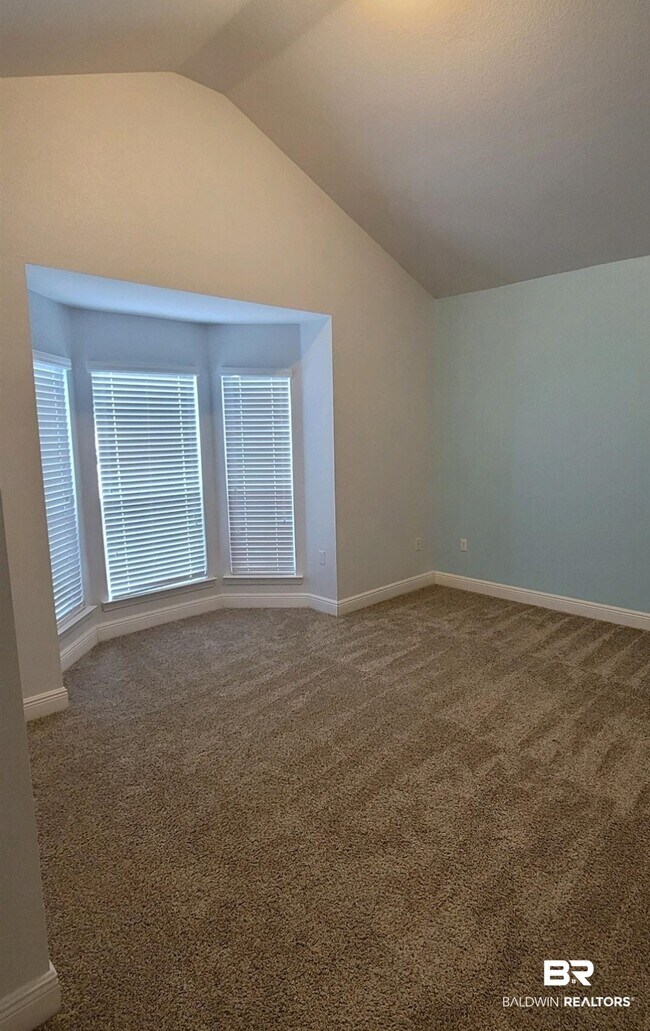 Building Photo - 6057 Andhurst Dr