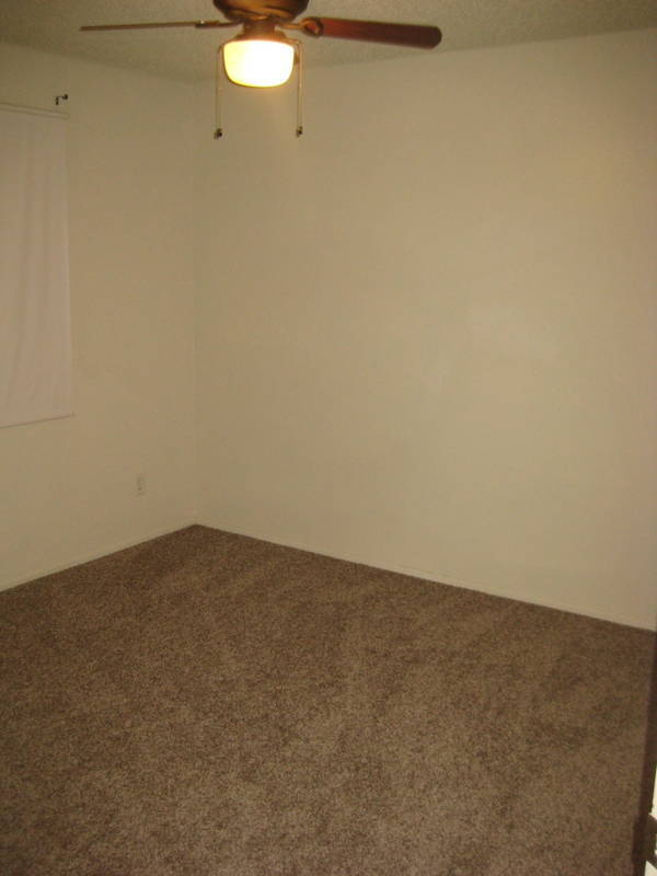 Building Photo - 10106 Cll Del Este